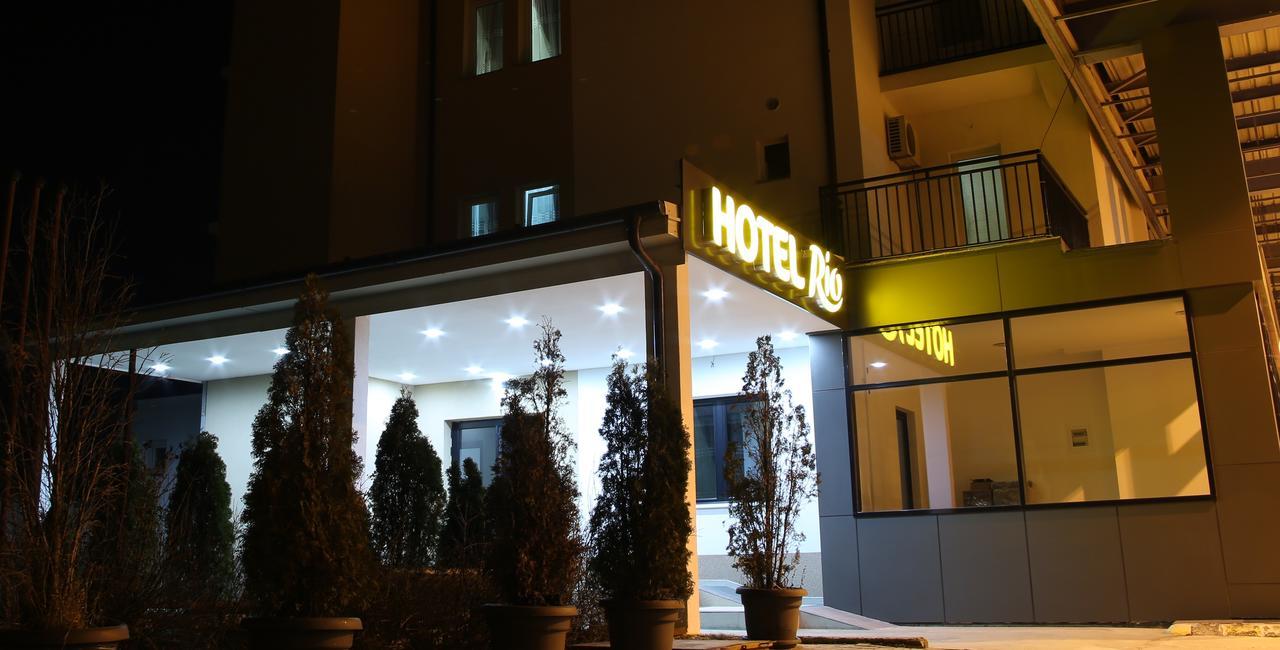 Hotel Rio Приштина Экстерьер фото
