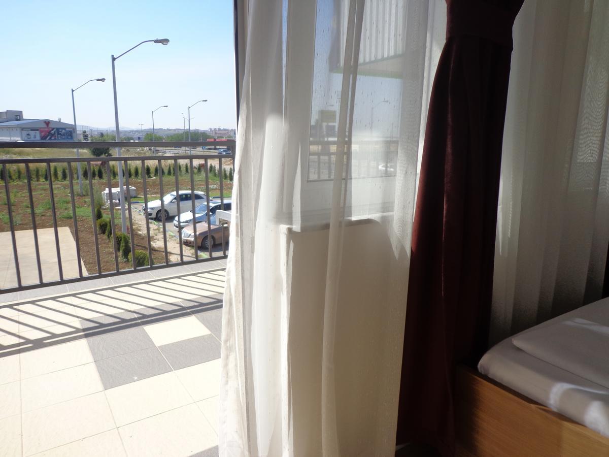Hotel Rio Приштина Экстерьер фото